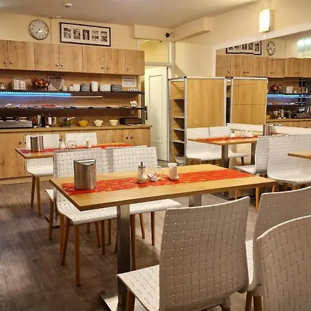 Mikon Eastgate - Centre 호텔