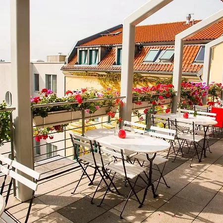 Mikon Eastgate - Centre Hotel