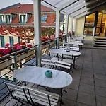 Mikon Eastgate - Centre Hotel 3*