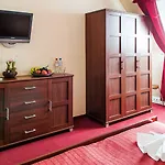 Mikon Eastgate - Centre 3*