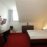 Mikon Eastgate - Centre