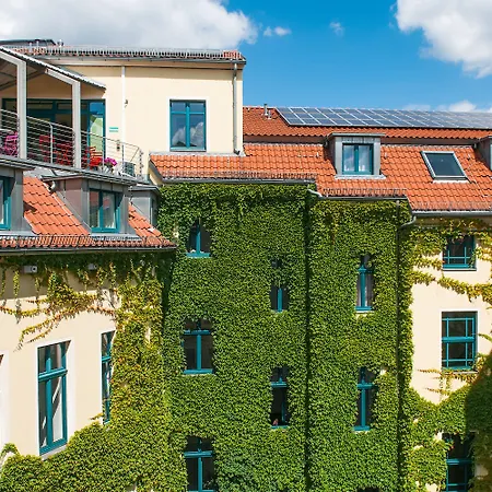 Mikon Eastgate - Centre Hotel 3*