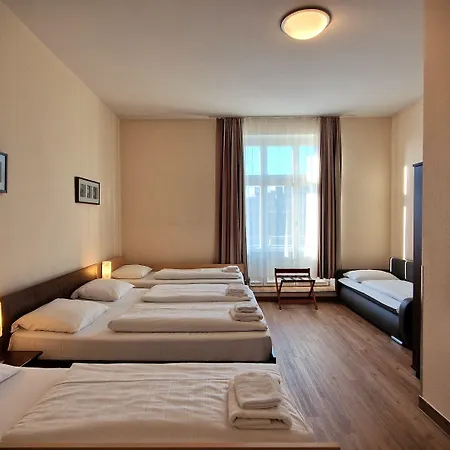 Mikon Eastgate - Centre 3*