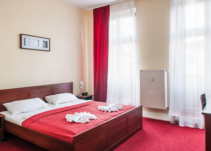 Mikon Eastgate - Centre Hotel 3*