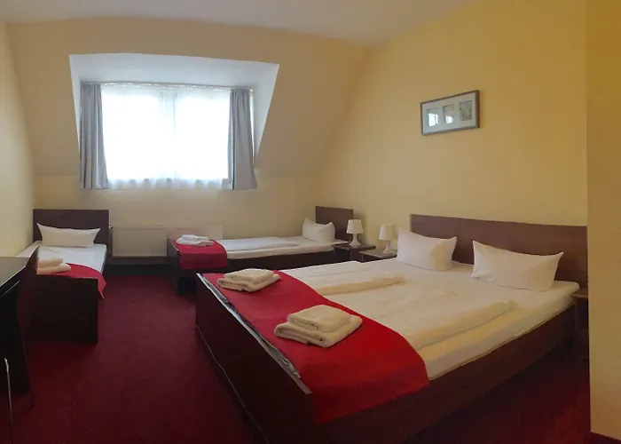 Mikon Eastgate - Centre Hotel 3*