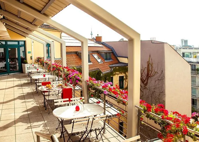 Mikon Eastgate - Centre Hotel