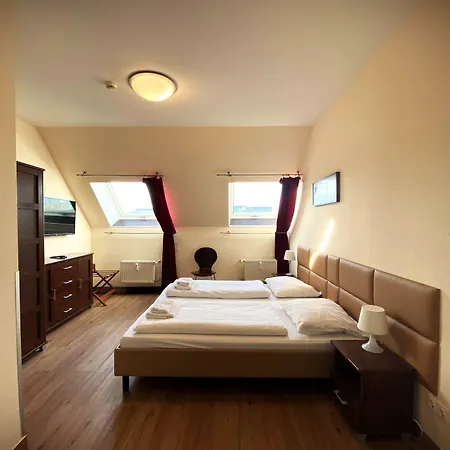 Mikon Eastgate - Centre ברלין