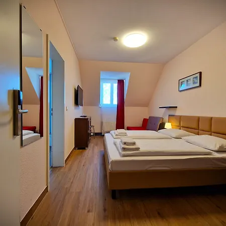 Mikon Eastgate - Centre 3* ברלין