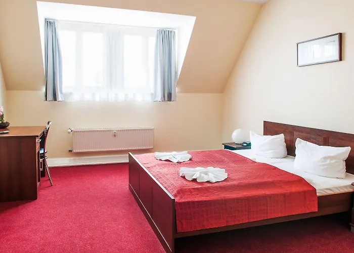 Mikon Eastgate - Centre 3*